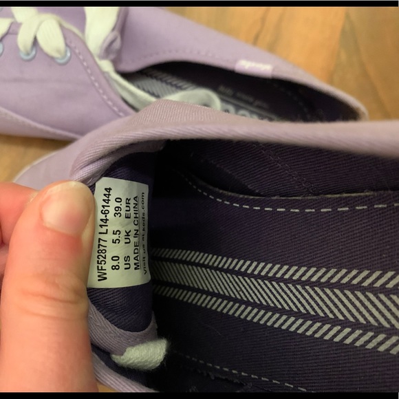 Size 8 Women’s Light Purple Keds - Picture 3 of 3